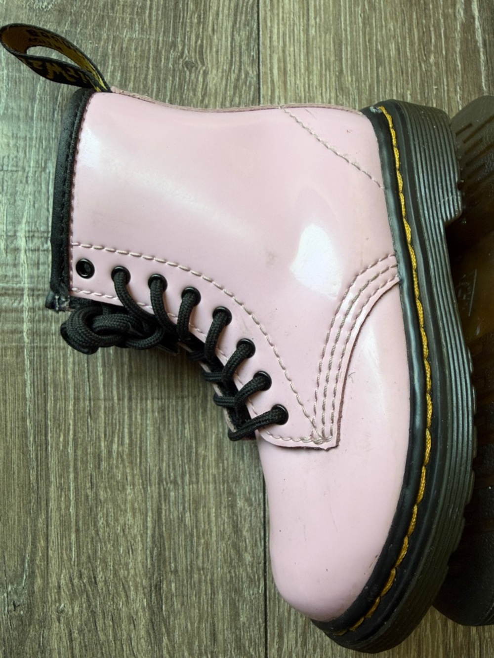 Dr.Martens light pink 1460 boots - Picture 5 of 7